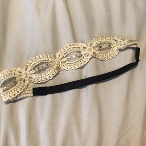 🎀🛍bundle and save  Cream lace head band